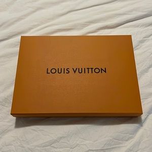Louis Vuitton box